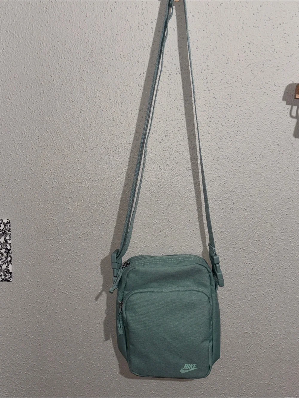 Nike Heritage Crossbody Bag (4L)